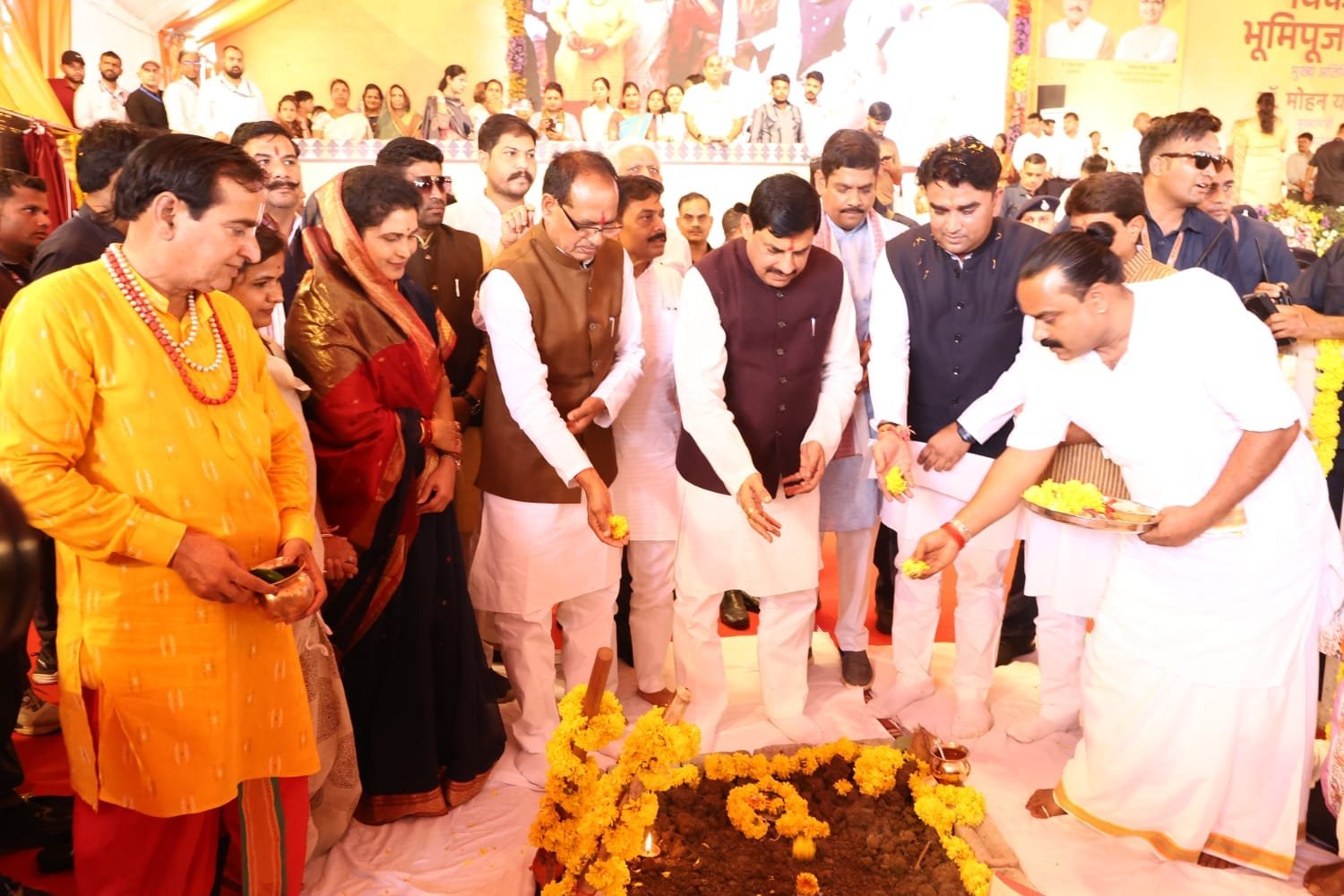 मुख्यमंत्री एवं केंद्रीय कृषि मंत्री ने सीहोर में किया 113 करोड़ रूपये से अधिक के विकास एवं निर्माण कार्यों का लोकार्पण तथा भूमिपूजन