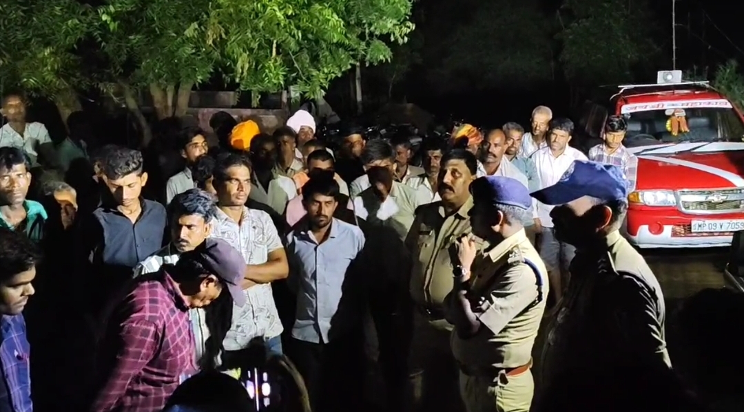 आगर मालवा में खेलते-खेलते 10 वर्षीय नाबालिक बच्चा गायब, घर के पास ही पॉलीथिन में खून से सना शव मिला