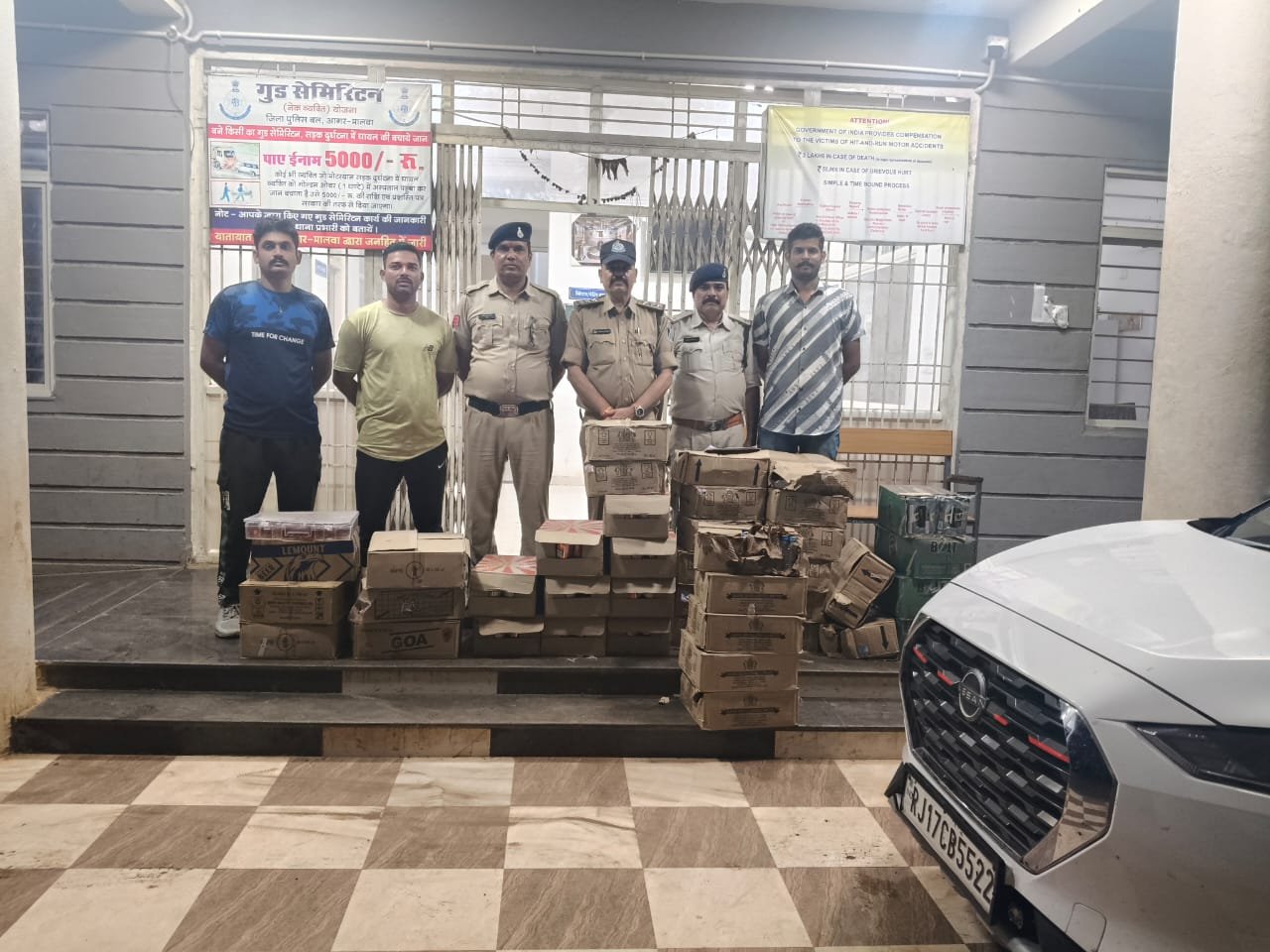 नशे के विरुद्ध बड़ोद पुलिस की बड़ी कार्रवाई, कार से पकड़ी लाखों रुपए की अवैध शराब, पुलिस को देख आरोपी हुए मौके से फरार