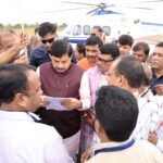 आगर में कलेक्टर की कार्यशैली से नाराज पत्रकारों ने मुख्यमंत्री को सौंपा ज्ञापन, कलेक्टर डॉ. शेरसिंह मीणा को हटाने की मांग