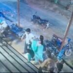 आगर मालवा में चूड़ी खरीदने को लेकर विवाद, दो पक्षों में मारपीट; CCTV में कैद हुई घटना, क्रॉस केस दर्ज